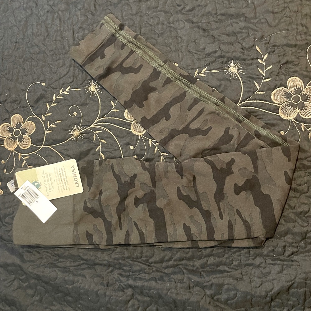 Camouflage Athletic pants Bought these through Victoria’s Secret never worn